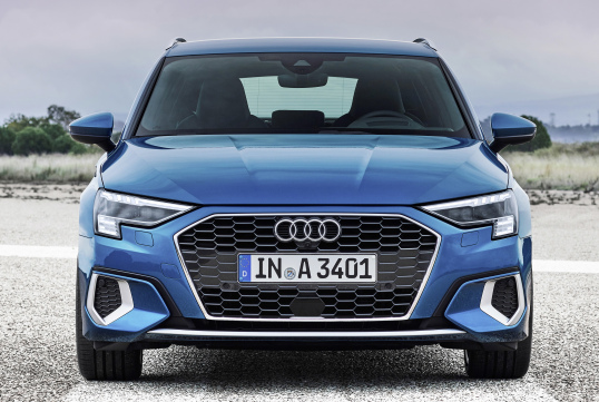Ауди представило новый хэтчбек A3 Sportback 2020 модельного года